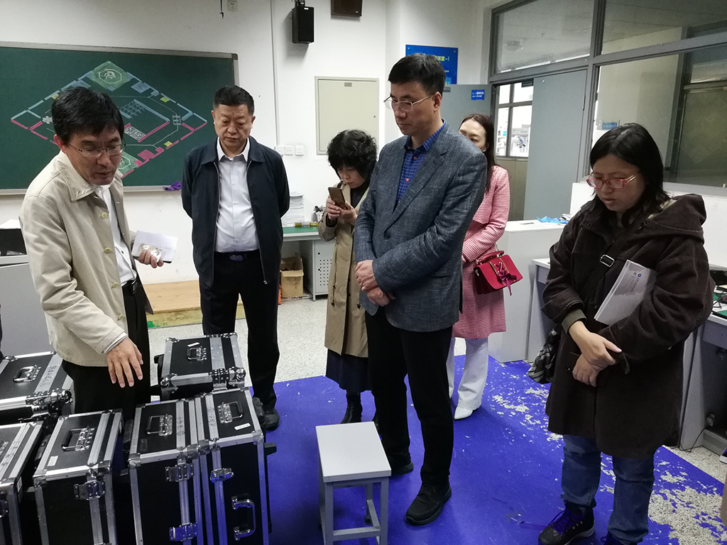电子11.jpg 电子11.jpg