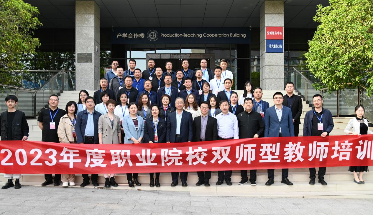 图片8.jpg 图片8.jpg