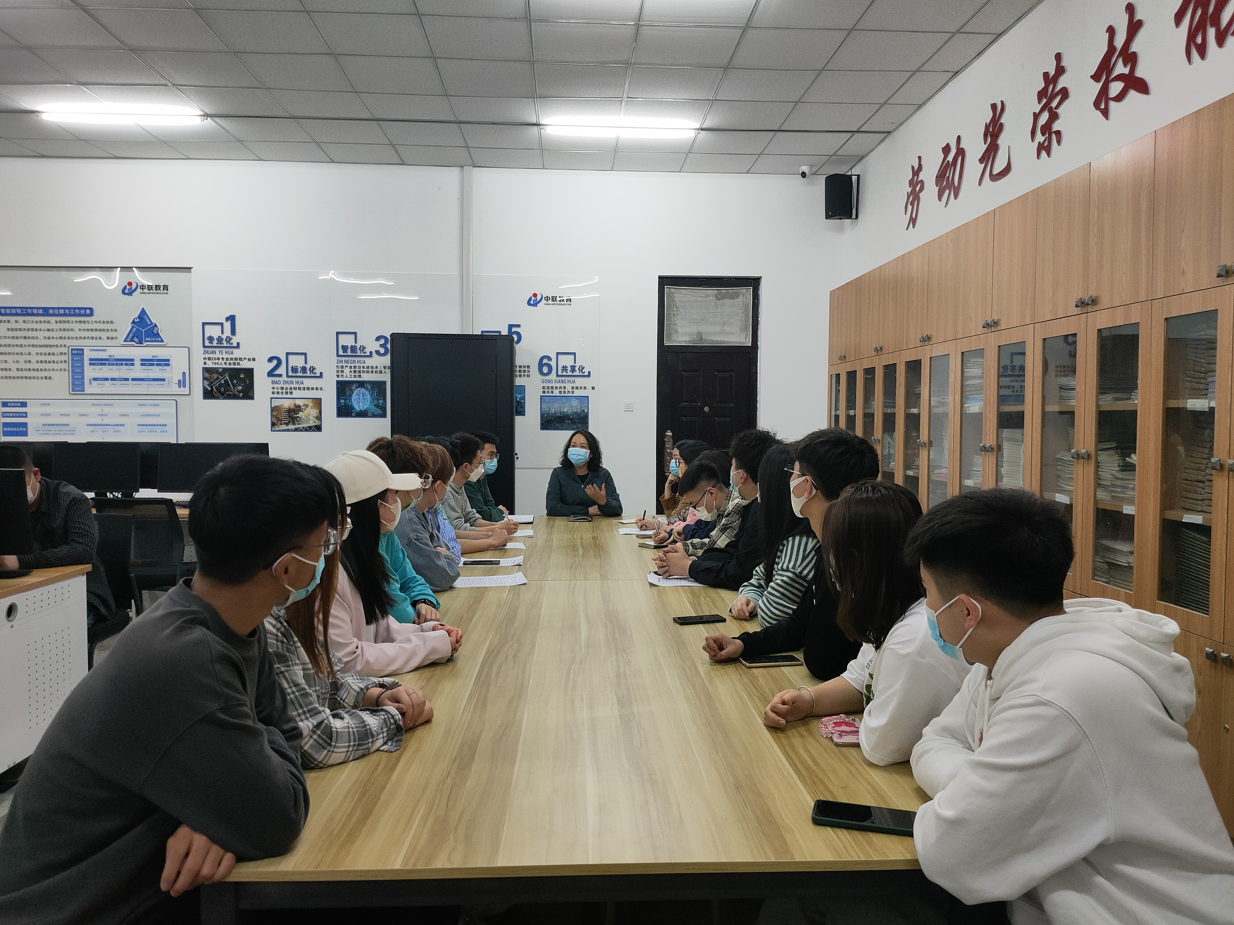 微信图片_20220412181636.jpg 微信图片_20220412181636.jpg
