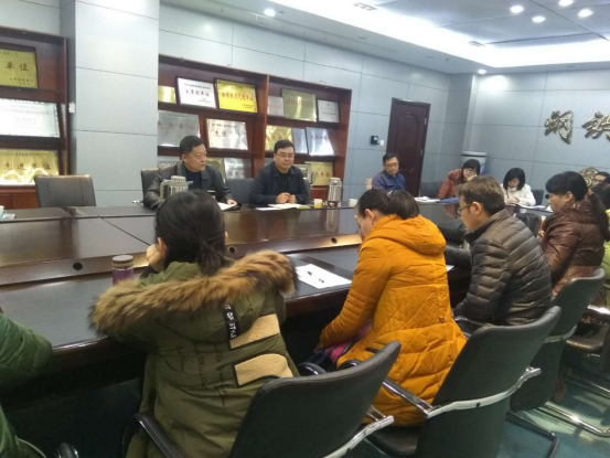 学院举行课程研修班教学研讨会(改)84.png 学院举行课程研修班教学研讨会(改)84.png