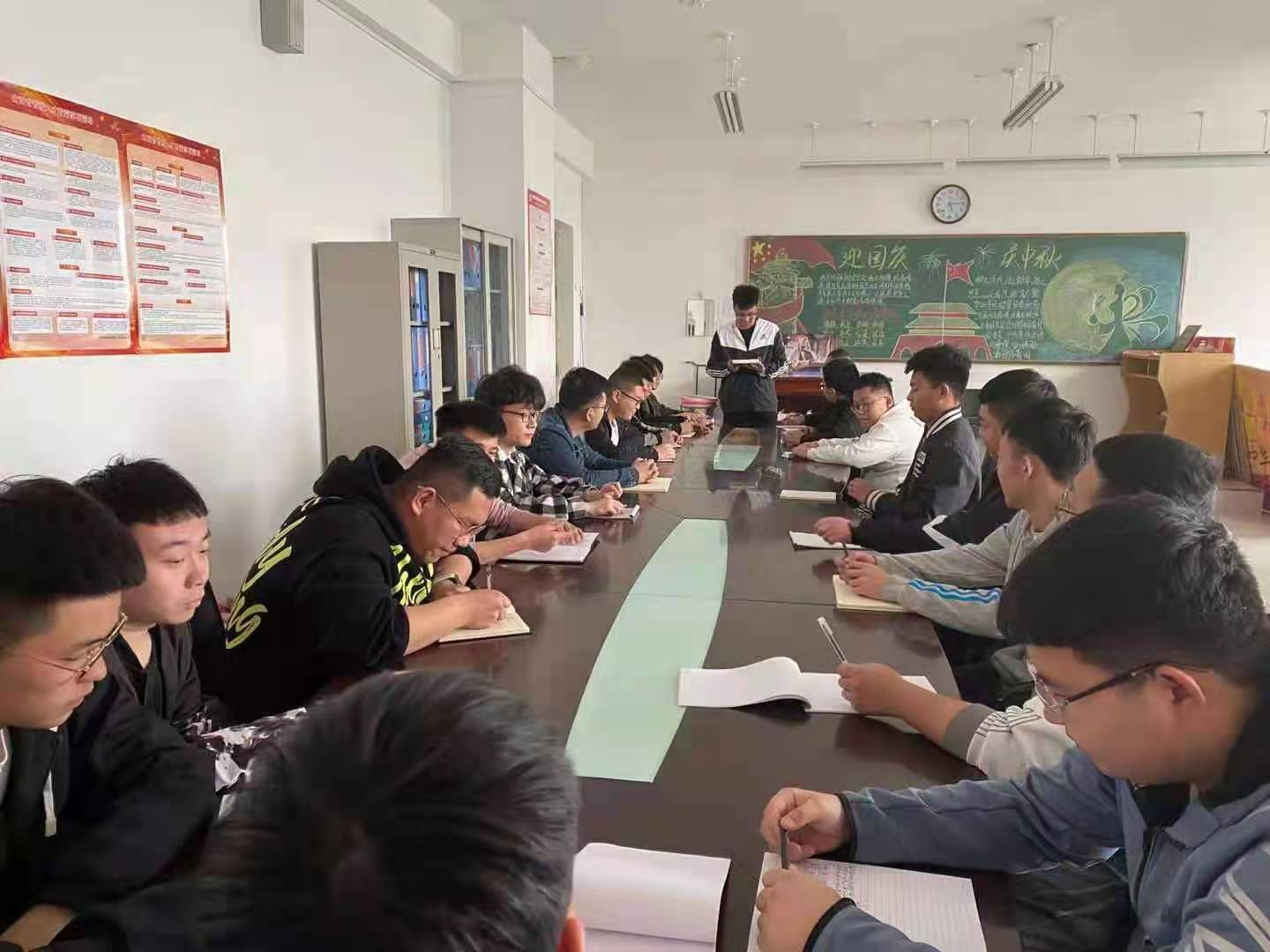微信图片_20210414144108.jpg 微信图片_20210414144108.jpg